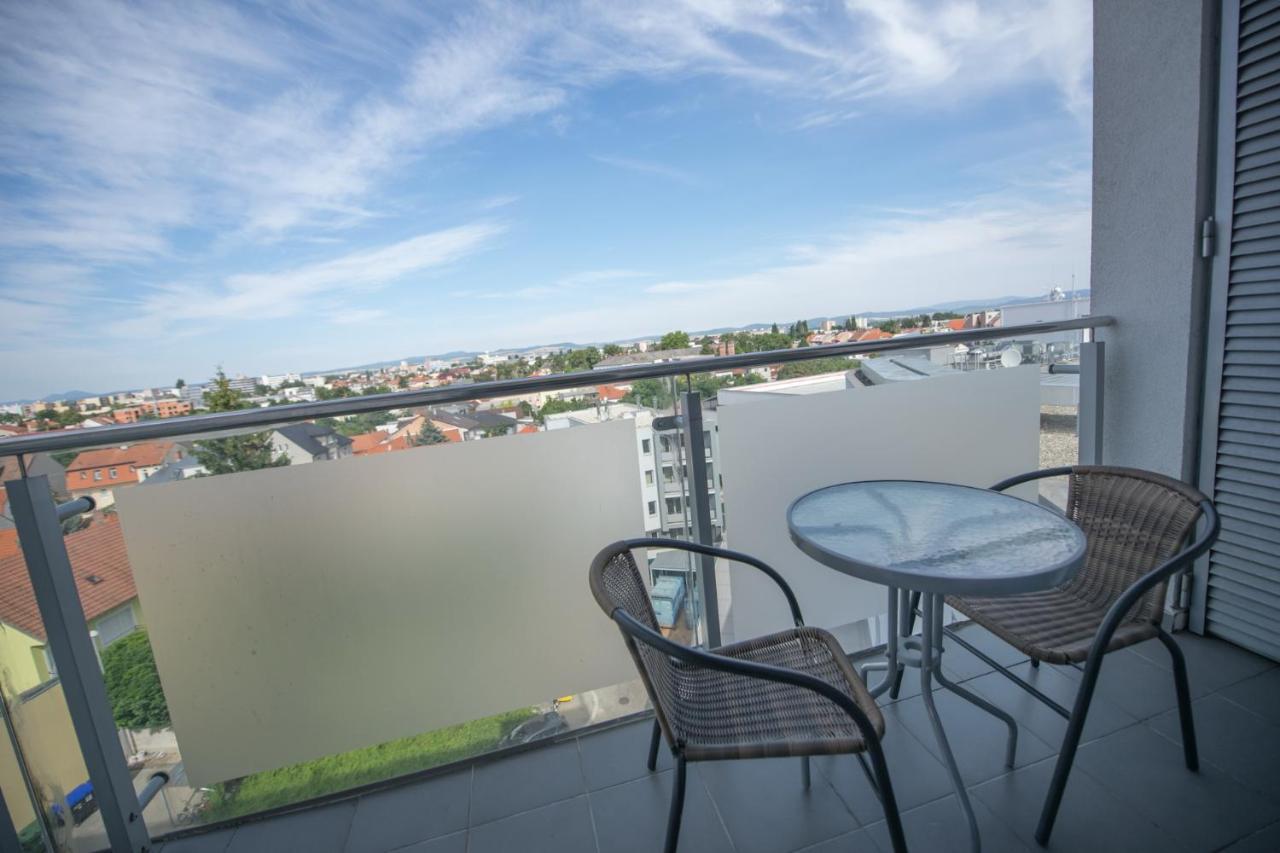 Apartman Centroom Piestany Bagian luar foto