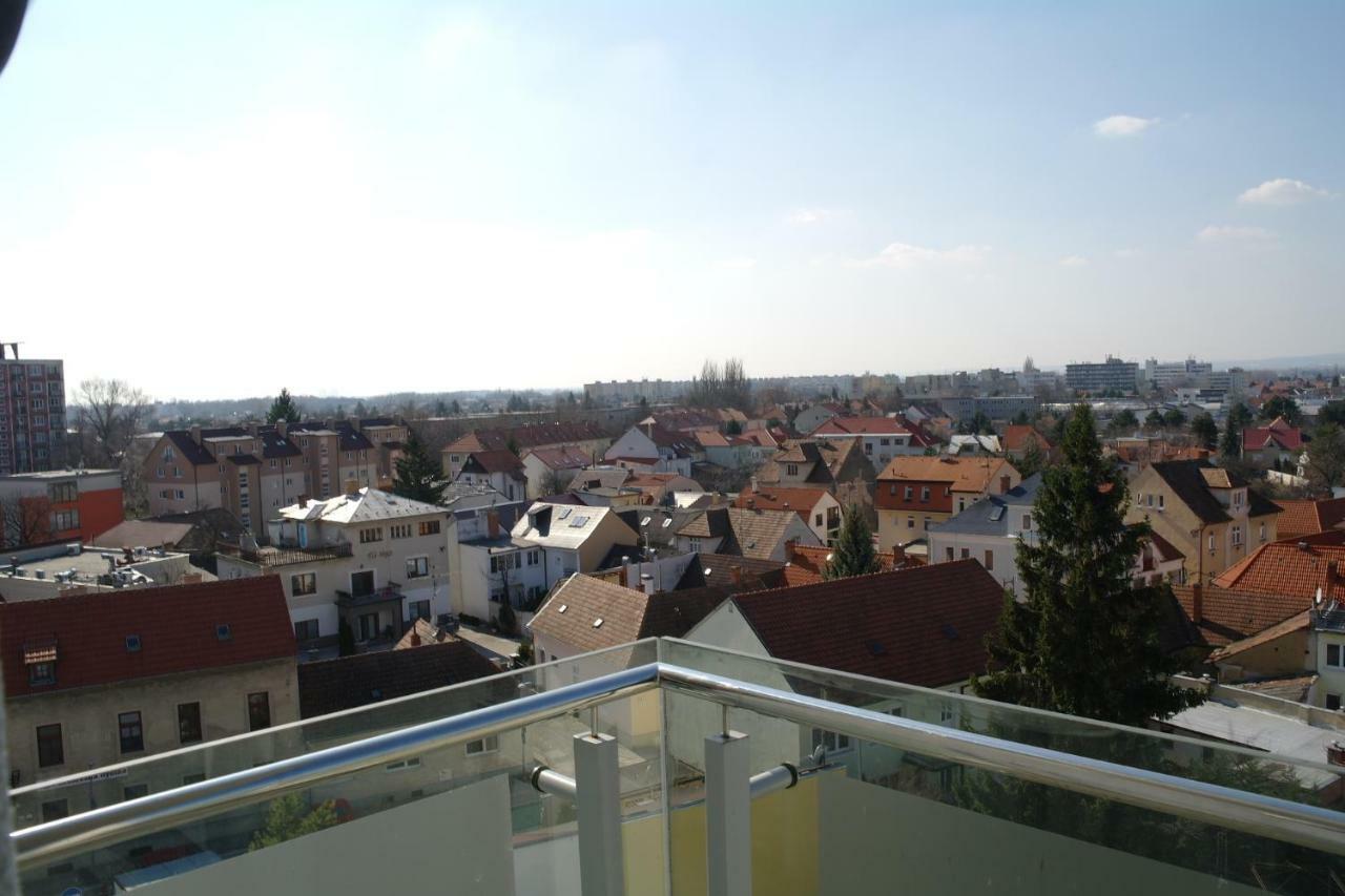 Apartman Centroom Piestany Bagian luar foto